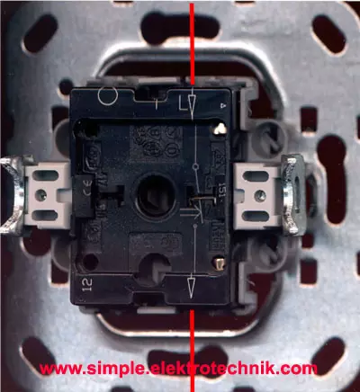 Taster hinten simple elektrotechnik